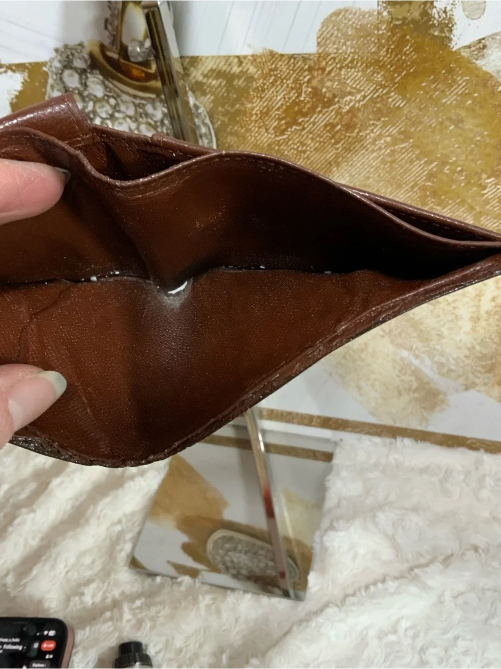 EUC Louis Vuitton Monogram Canvas Wallet in Brown and Gold